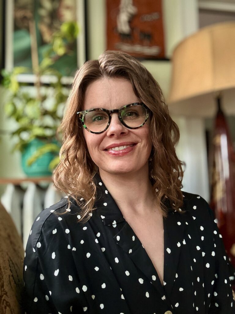 Head shot photo of Jillian Wright